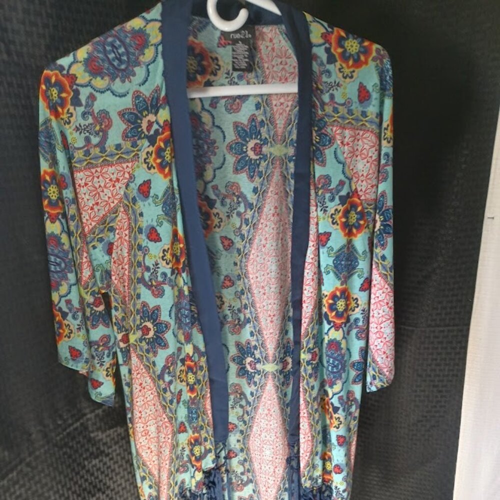 Beautiful Smoking Jacket/Bed Jacket/Robe